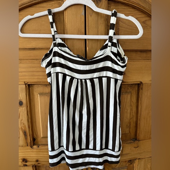 bebe Stripe Tank Size M - Picture 2 of 7